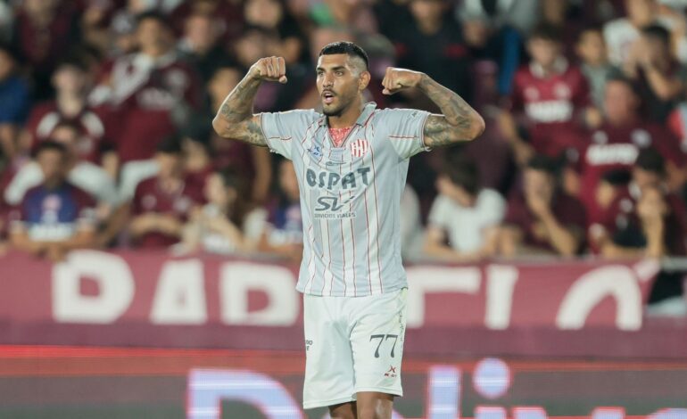  Adrián Balboa: «A veces el fútbol es ingrato pero nosotros vamos a seguir dando pelea»