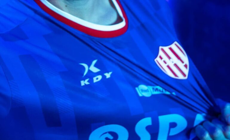 Es oficial: Unión presentó la nueva camiseta alternativa