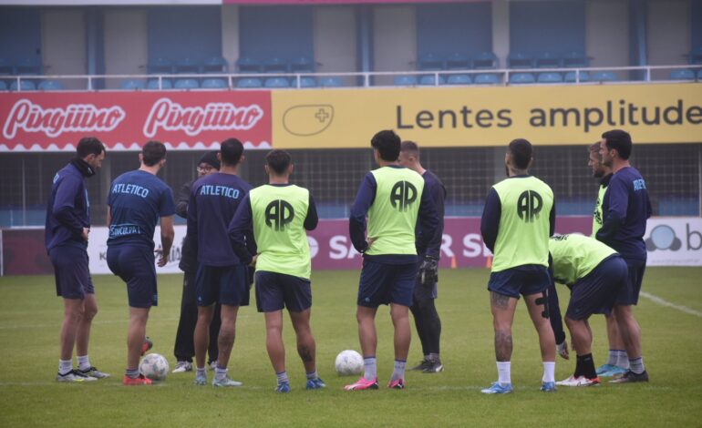 Con varios cambios, Atlético se prepara para un duelo clave