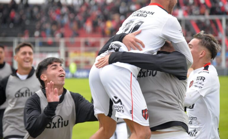 Patronato volvió al triunfo después de 9 partidos: le ganó a Chacarita 2 a 0 en Paraná