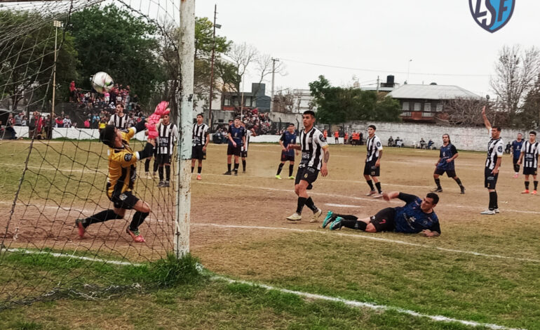 Nacional cayó como local pero sigue liderando el Ascenso liguista