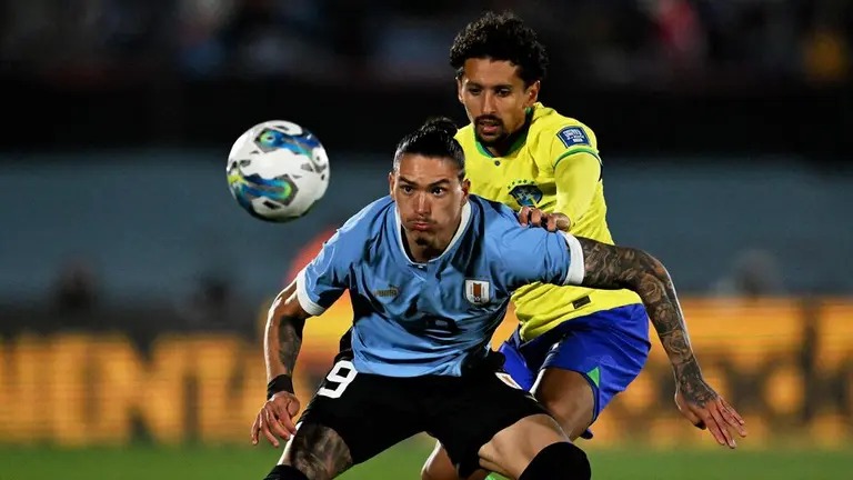 La Uruguay de Bielsa y Brasil se sacarán chispas para llegar a semifinales