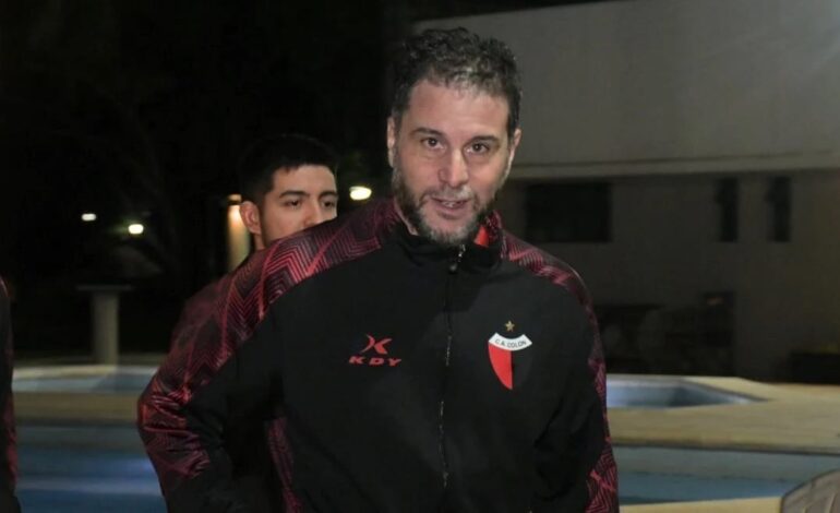 De Paoli recordó su paso por Colón: «Era una locura: pobre los jugadores y los técnicos que pasaron»