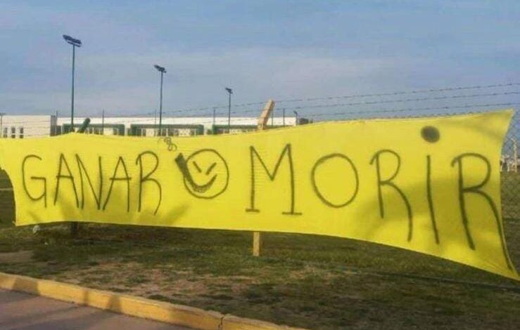 ¿Rival directo de Colón en crisis?: Derrota, mal momento y banderas con amenazas en el predio