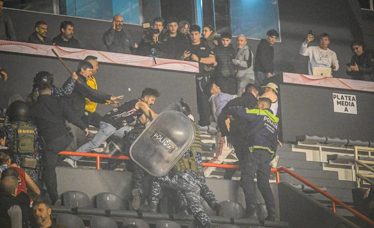 El clásico entre Peñarol y Quilmes terminó en violencia y bochorno