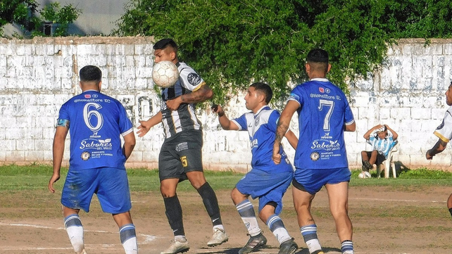 Nacional y Banco ganaron y el primer ascenso se definirá en la última fecha