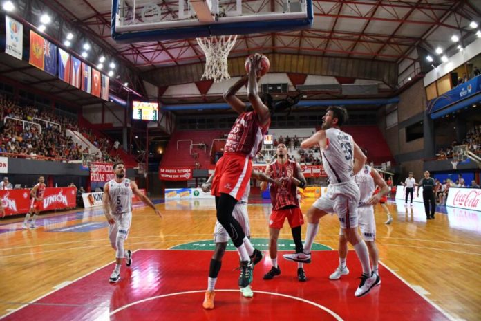 Liga Nacional: Unión arrancó el 2025 derrotando a Quimsa en el Malvicino