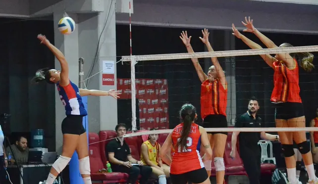 Voley: Unión de Santa Fe perdió en cuartos de final en San Francisco