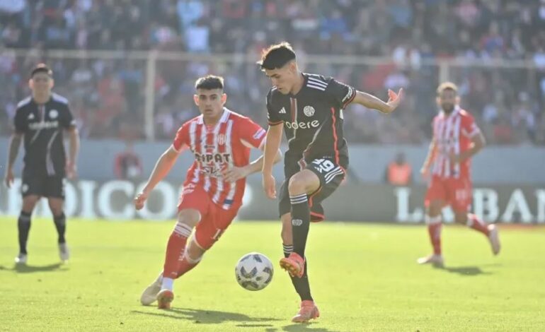 SORPRENDE GALLARDO EN RIVER vs. LANÚS ¿Quién es David Lencina? Debuta hoy como titular