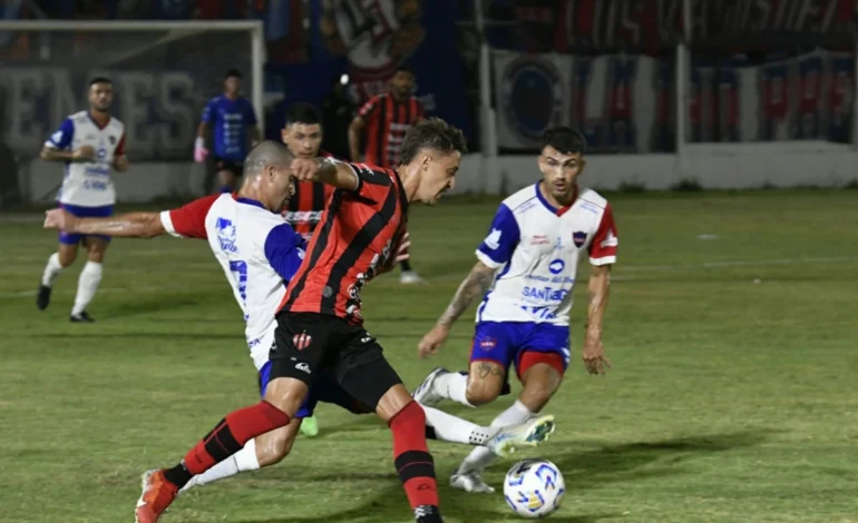 Patronato empató 1 a 1 con Güemes en Santiago del Estero, jugando con 10