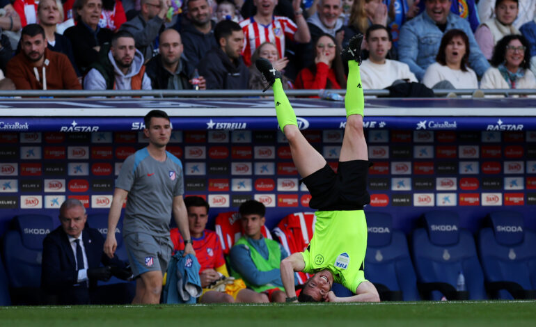 La divertida imagen viral que dejó Giuliano Simeone tras chocar con un asistente