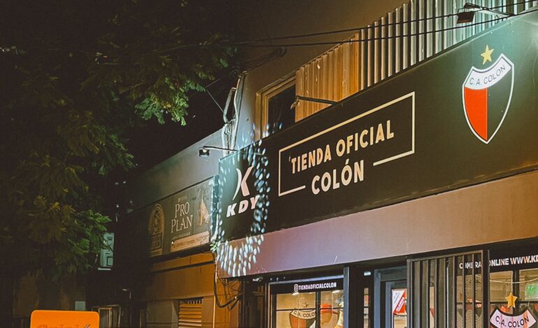 Colón reinauguró su tienda oficial en la sede del club