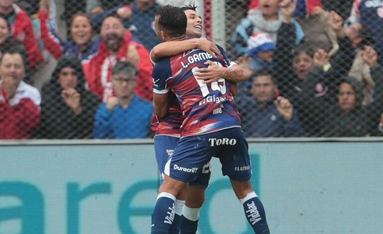 Lucas Gamba valoró el triunfo de Unión: «Este equipo siempre va para adelante»