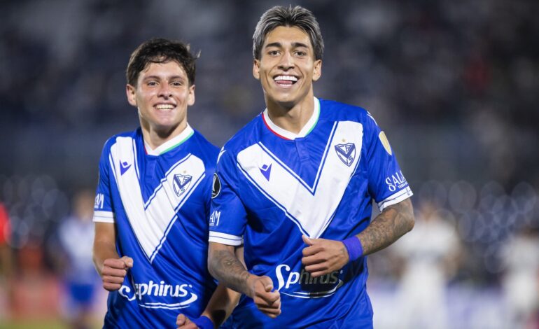 Vélez goleó a Olimpia en Asunción y se afianza en la cima del grupo H de la Copa Libertadores