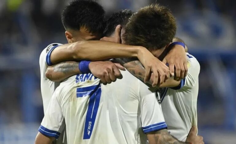 Vélez goleó a Bulo Bulo en Liniers y sacó pasaje a octavos de la Copa Libertadores