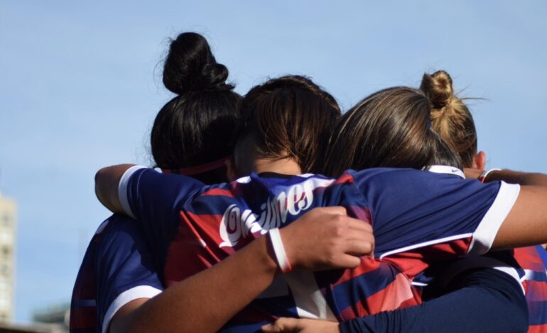 El futbol femenino de UNIÓN consiguió su sexta victoria al hilo ante Defensores de Belgrano por 2 a 0