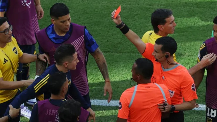 LA HIZO COMPLETA Ander Herrera SALIÓ LESIONADO y SE HIZO EXPULSAR en Boca vs. Benfica en el Mundial de Clubes