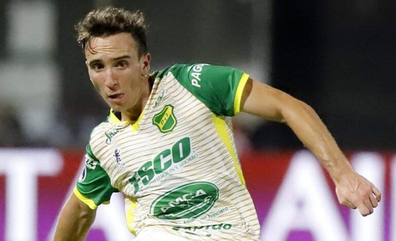 Una opción menos: Valentín Larralde habló con Mariano Soso y continuará en DYJ a pesar del interés de Colón