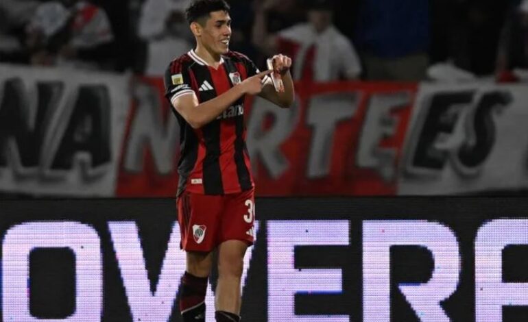 RIVER GOLEÓ  4 a 0 a Instituto con la GRAN FIGURA de Santiago LENCINA «Fue un día soñado»