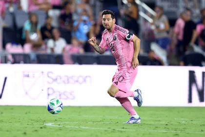 Con un gol y una asistencia de Messi, Inter Miami venció por 3-1 a Los Angeles Galaxy por una nueva MLS