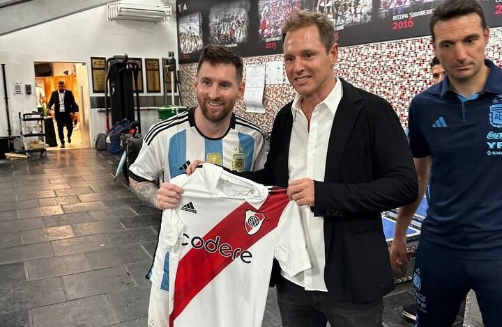 Messi y ¿un guiño a River?