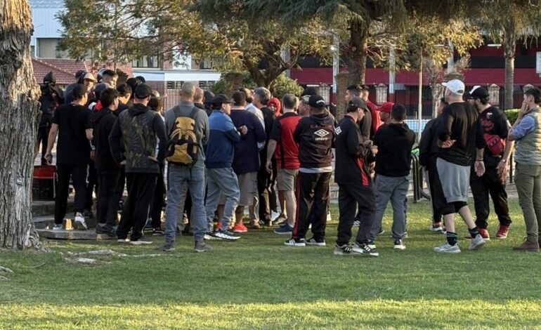 COLÓN: TRES DETENIDOS por la Policía tras los GRAVES INCIDENTES en el Predio 4 de Junio
