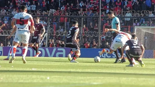 COLÓN: FINAL 0 a 0 Ni siquiera SALVADO del DESCENSO logró ganar ni hacer un gol, reviví el minuto a minuto