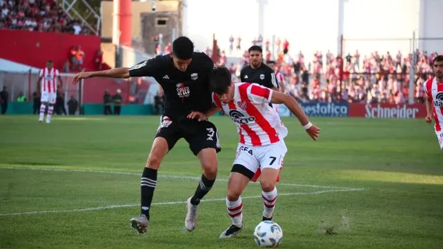 Riestra intentará llegar a la punta de la Zona B ante Instituto