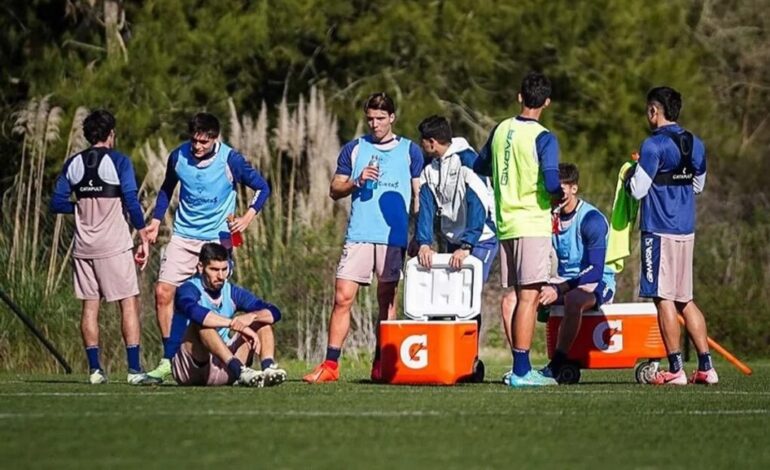 El plantel de Gimnasia de la Plata decidió no entrenar por tiempo indefinido por sueldos adeudados