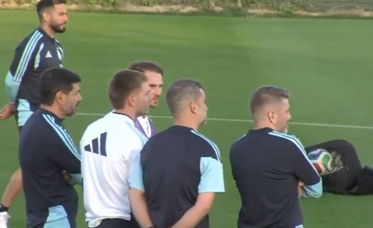 Con la visita de MASTANTUONO entrenó la Selección ARGENTINA en Alicante