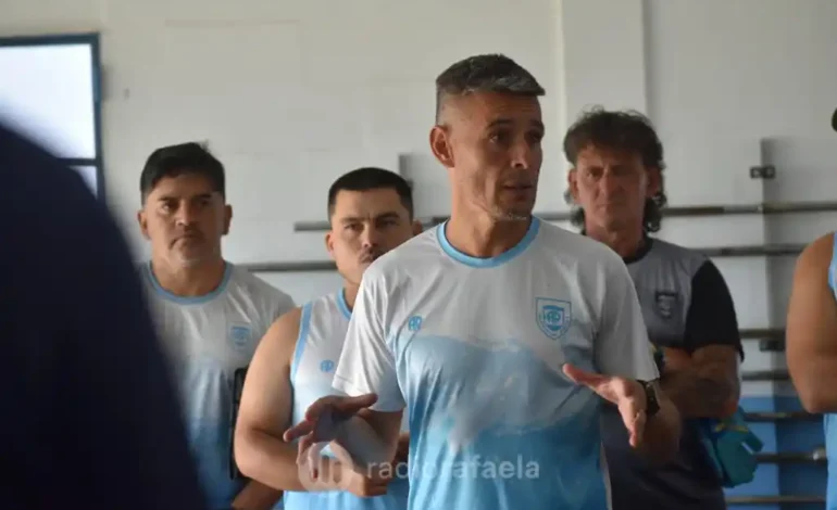 Atlético Rafaela le RENOVÓ CONTRATO a su entrenador, Iván Juárez