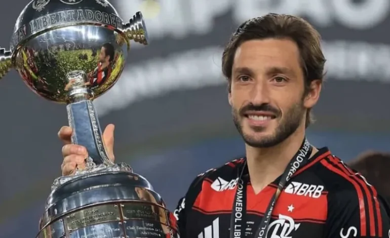 El CAMPEÓN DE LIBERTADORES con Flamengo que sería el TERCER refuerzo de River
