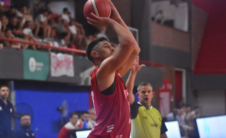 Daviyon Dreper brilló en el Malvicino para el triunfo de Oberá sobre Unión