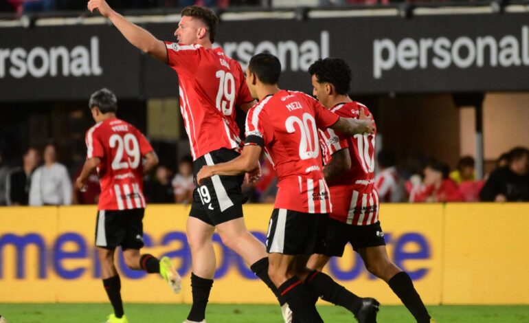 Estudiantes GOLEÓ a Central Córdoba con HAT-TRICK DE GAICH y quedó a un punto de Vélez