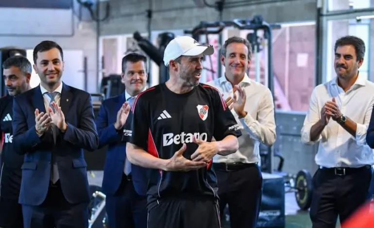 El posible equipo de Coudet para el debut de River