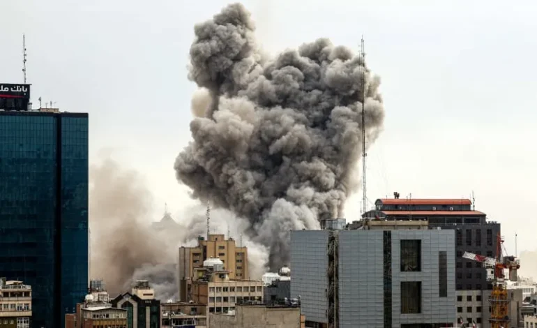 El CRUDO RELATO de la madre de un famoso tenista atrapado en Medio Oriente: “Bolas de fuego en el cielo y constantes detonaciones”