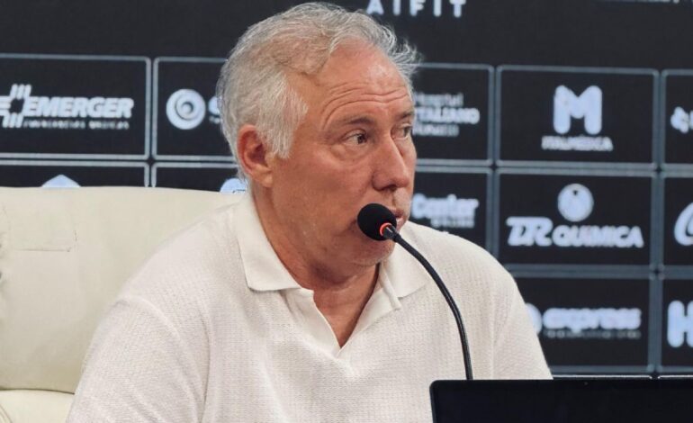 Sensini RENUNCIÓ como director deportivo después de la goleada de Lanús