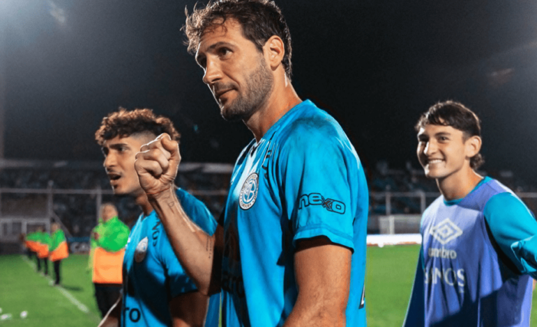Belgrano busca una victoria ante Barracas que lo deje a un paso de los octavos