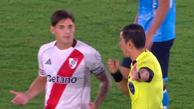 VIDEO | Irresponsabilidad total: Martínez Quarta vio la roja y sentenció a River en el arranque