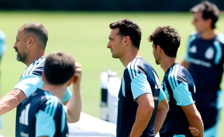 ¿Molina y Julián Álvarez titulares? Las variantes que ensaya Scaloni para el segundo partido mundialista