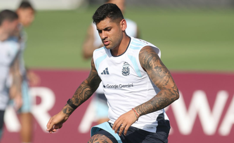 El «Cuti» Romero entrenó a la par y llega al duelo ante Cabo Verde