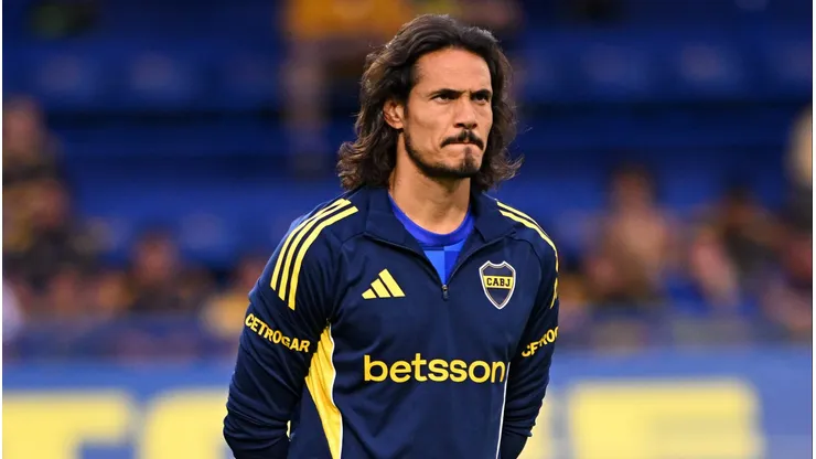 Boca estudia la posibilidad de rescindirle a Cavani