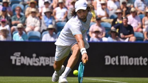Final de película en Eastbourne: A Trungelliti se le escapó un partidazo en el tie-break del tercero
