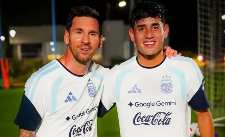 Aranda regresó al país tras su gira con la Selección Argentina: «LA EXPERIENCIA FUE ÚNICA»
