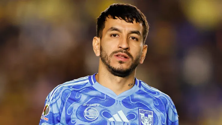 River hizo oficial la llegada de Ángel Correa y suma a otro campeón del mundo al plantel de Coudet
