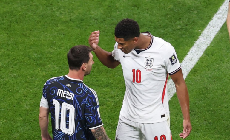 «Fue un privilegio jugar delante de él»: Bellingham le bajó el tono a su cruce con Messi tras la eliminación