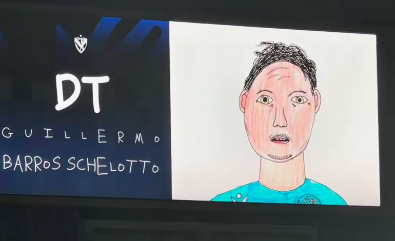 VIDEO | TERNURA EN LINIERS: Vélez anunció su formación con dibujos hechos por niños