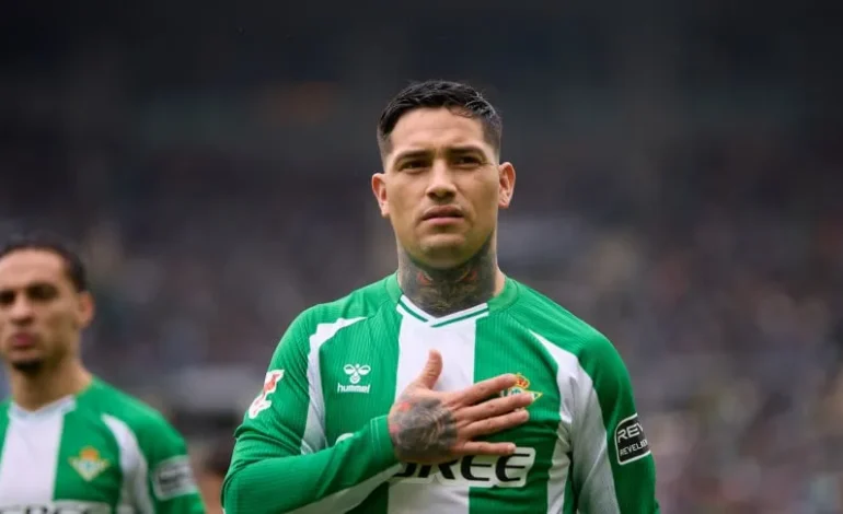 Rosario Central negocia por Chimy Ávila y PODRÍA SOPLÁRSELO a Boca