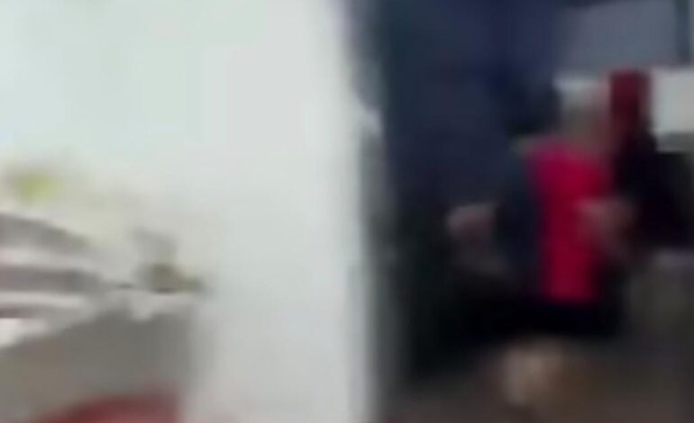 VIDEO | IMPACTANTE: Así escaparon los chicos de la pensión de Newell’s de la represión policial