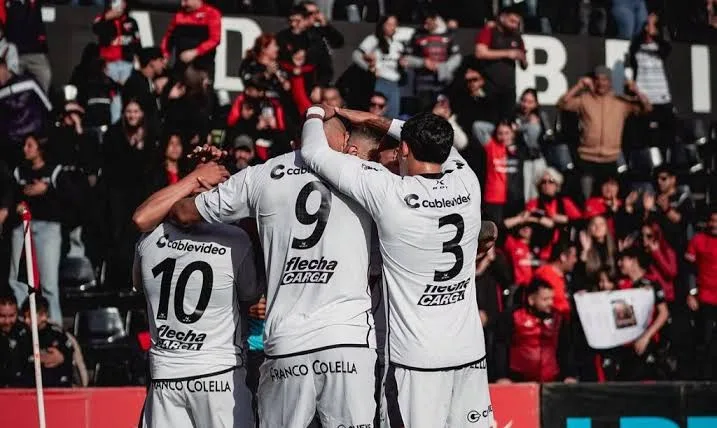 Colón recibe a Los Andes con la obligación de sumar de a tres